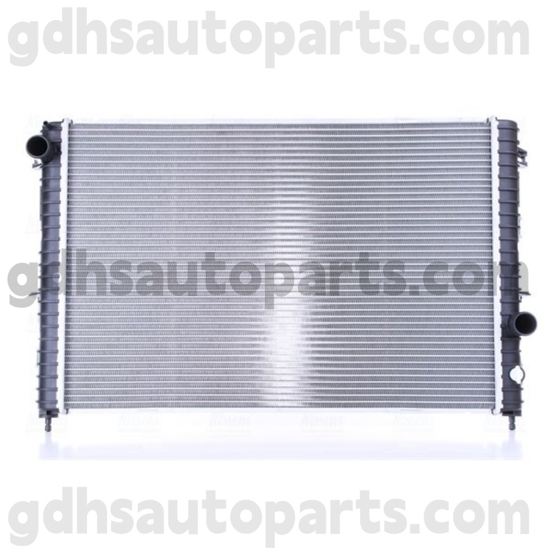 6431313e Nisssens radiator kanggo panemuan OE NO. Pcc000650
